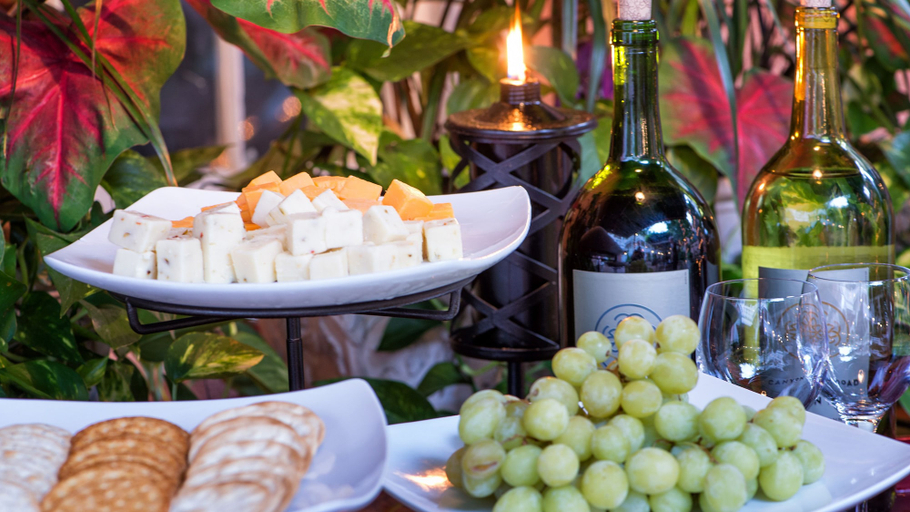 Food & Drinks 5, Elliott House Inn, Charleston