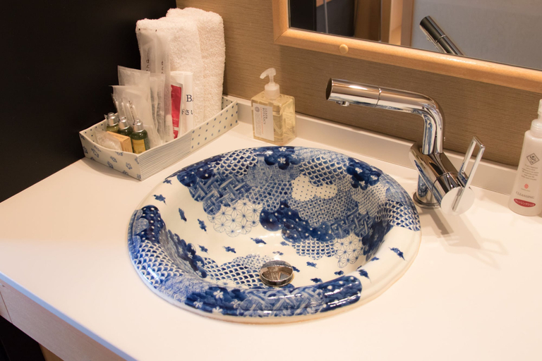 Bathroom 4, CHAHARU Hanare Dogo Yumekura, Matsuyama