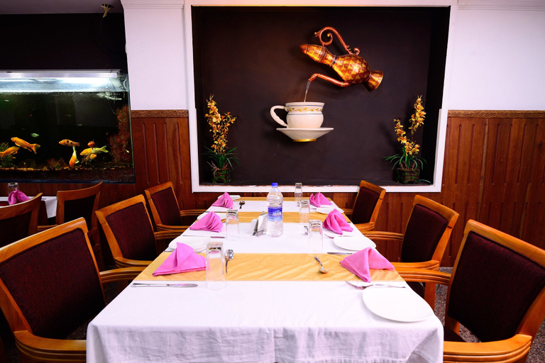 Food & Drinks 5, SPS Kings Way, Thiruvananthapuram