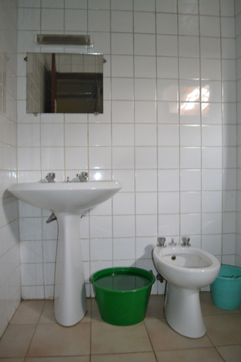 Bathroom 3, Felydac Hotel, Mfoundi