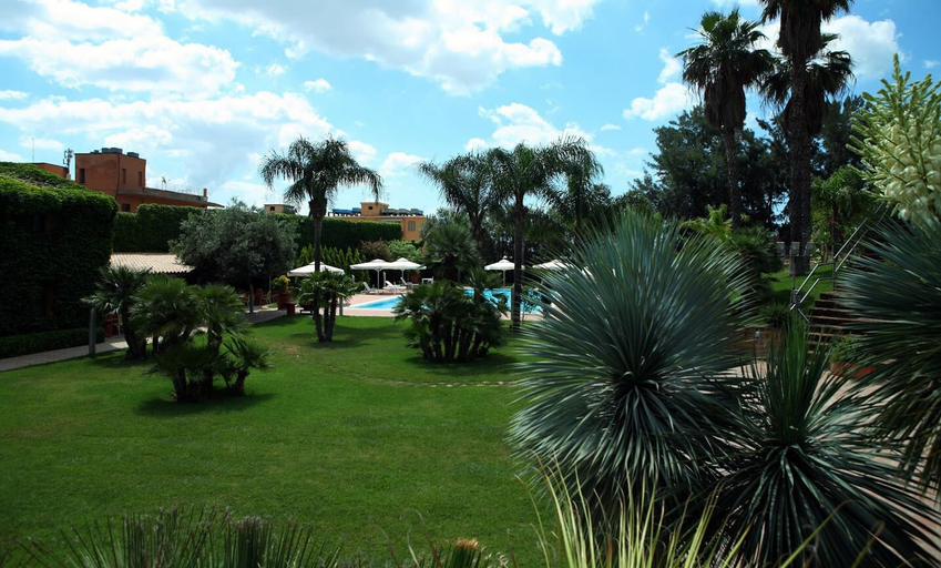 Exterior & Views 2, Della Valle, Agrigento