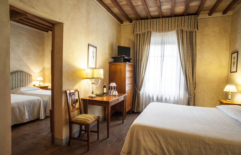 Bedroom 2, Palazzo al Torrione, Siena
