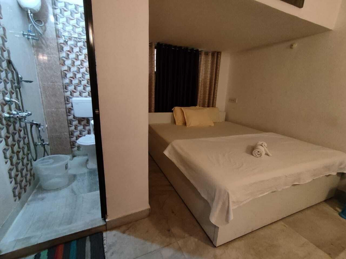 Bedroom 2, Hope Inn, South 24 Parganas