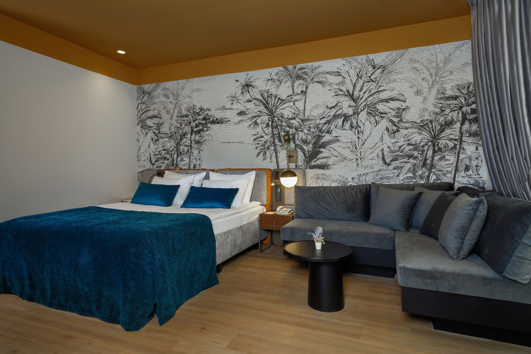 Bedroom 2, Sherwood Premio Hotel, Antalya
