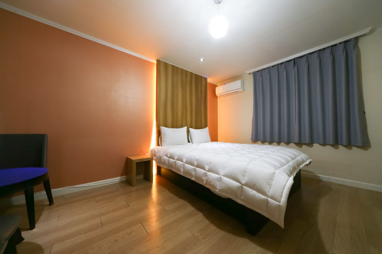 Bedroom 3, Gyeongju Bulguksa W Drive-in Motel, Gyeongju