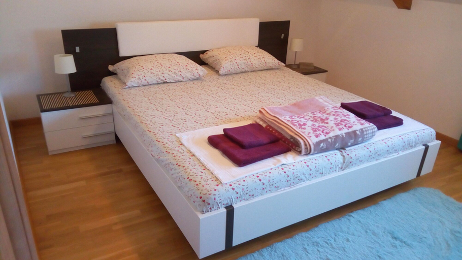 Bedroom 2, Beautiful 3-bed Villa in Zaton Mali, Pojezerje