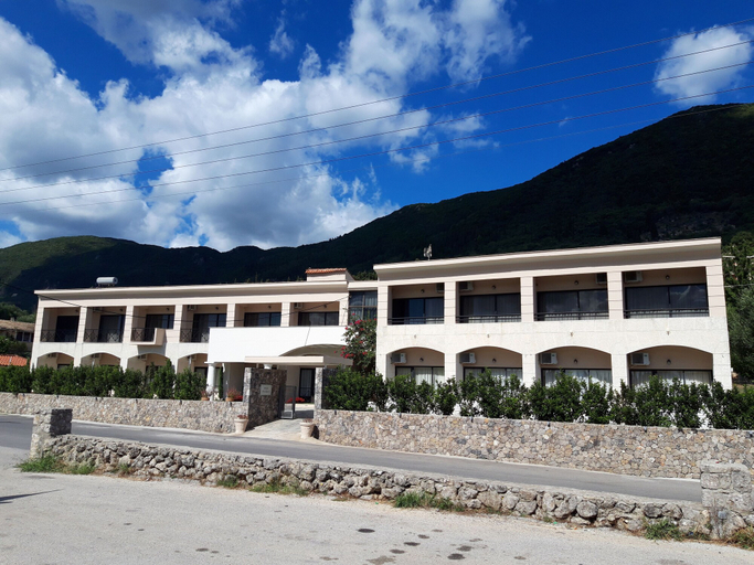Exterior & Views 2, Ipsos Holidays, Ionian Islands