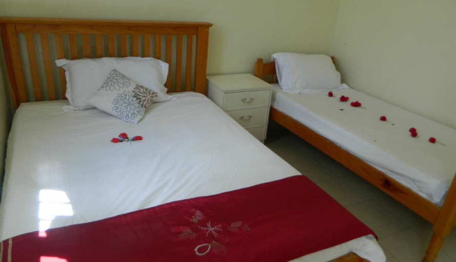 Bedroom 2, Back to Africa House, Starehe