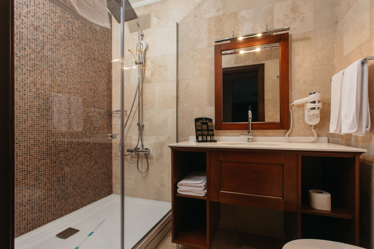 Bathroom 4, Hotel Briliant, Cluj-napoca