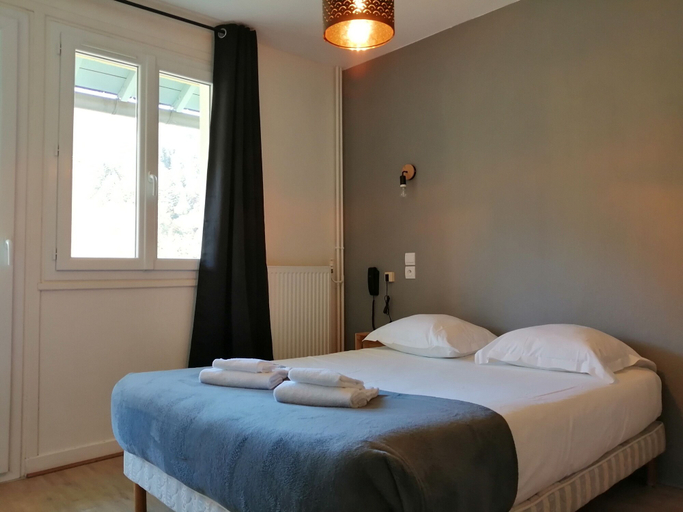 Bedroom 2, Hôtel Les Mouflons, Puy-de-Dôme