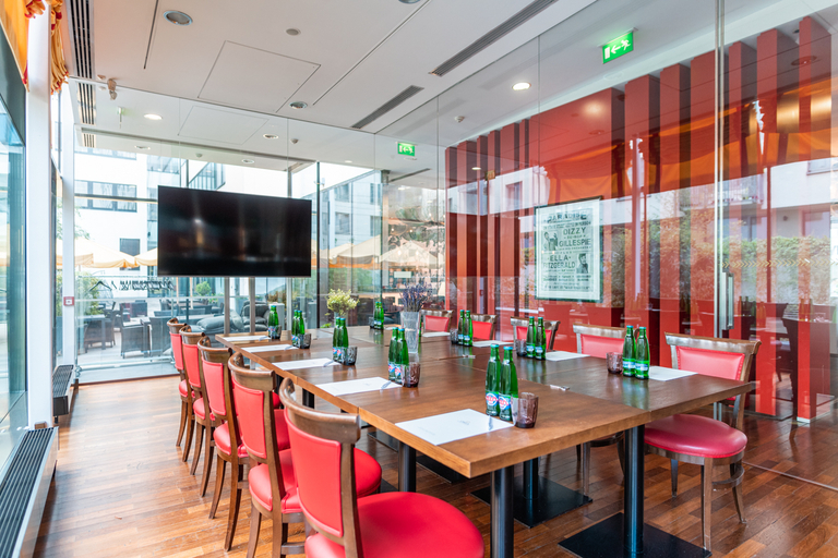 Food & Drinks 5, OREA Hotel Angelo Praha, Praha 5