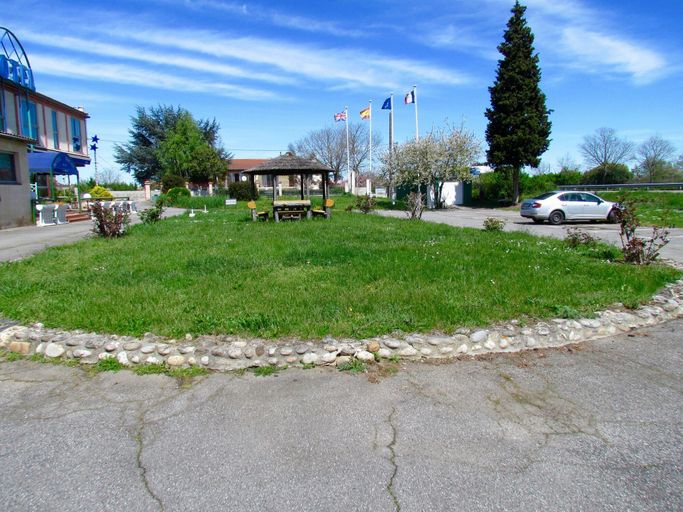 Exterior & Views 2, Hôtel Rocade, Ariège