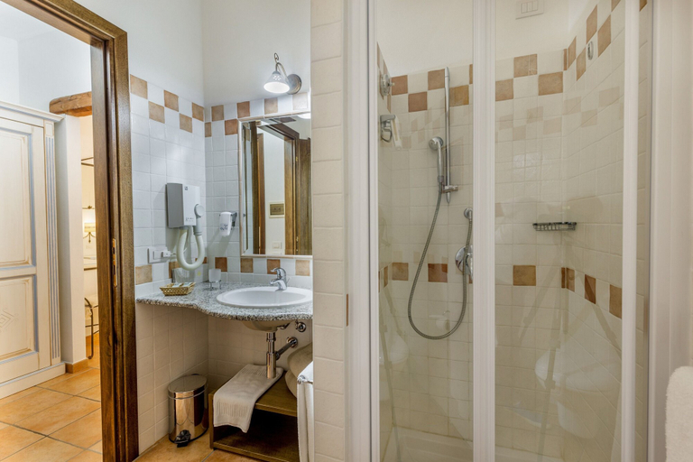 Bathroom 5, Hotel Costa Caddu, Nuoro