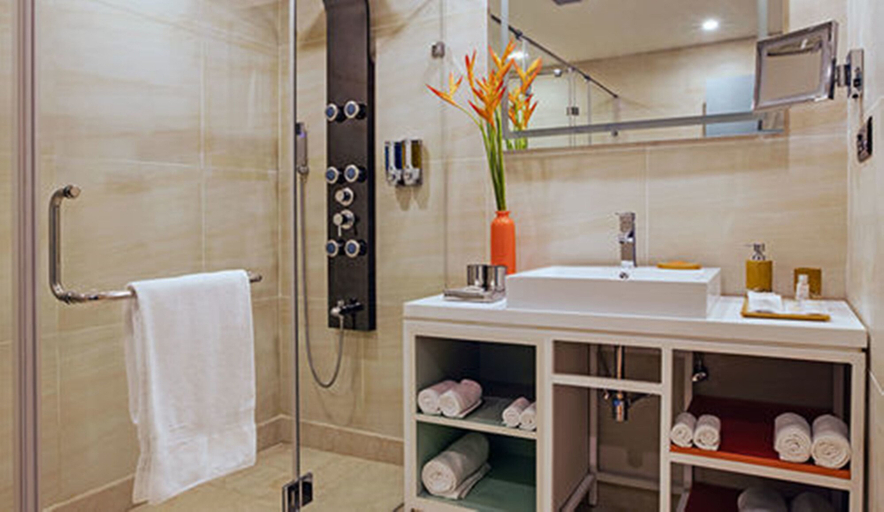 Bathroom 5, Zone by the Park ORR Chennai, Kancheepuram