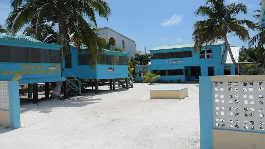 Exterior & Views, Lorraine's Guest House