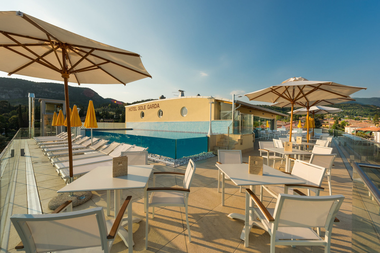 Sport & Beauty 3, Sky Pool Hotel Sole Garda, Verona