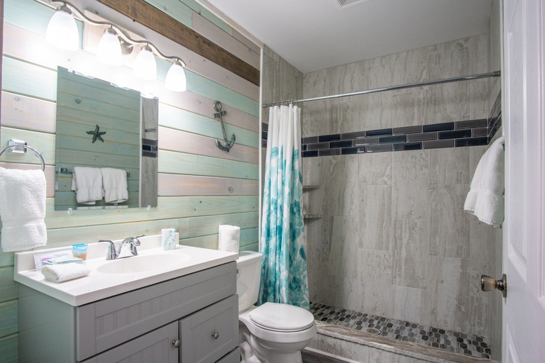 Bathroom, Anchor Court Cottage #3, Nueces