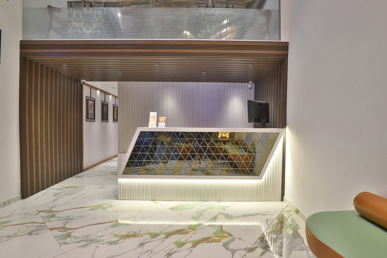 Bedroom 5, Hotel Legend, Surat