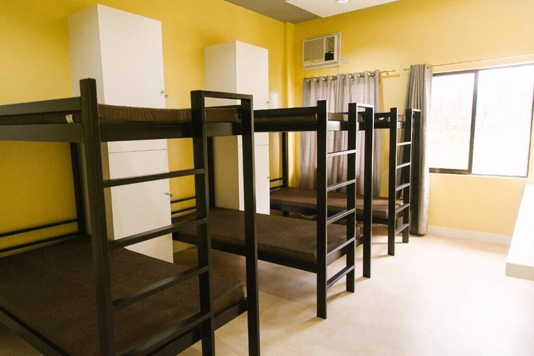 Bedroom 3, Royale House Hotel Davao powered by Cocotel, Tagum City