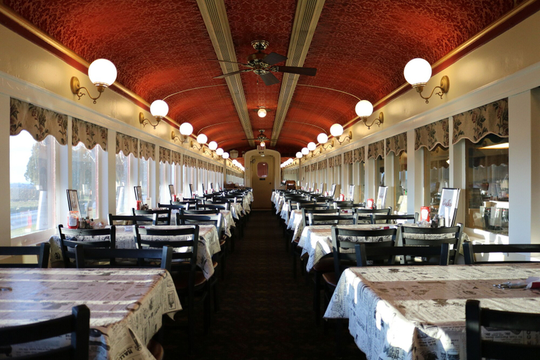 Food & Drinks 5, Red Caboose Motel, Lancaster