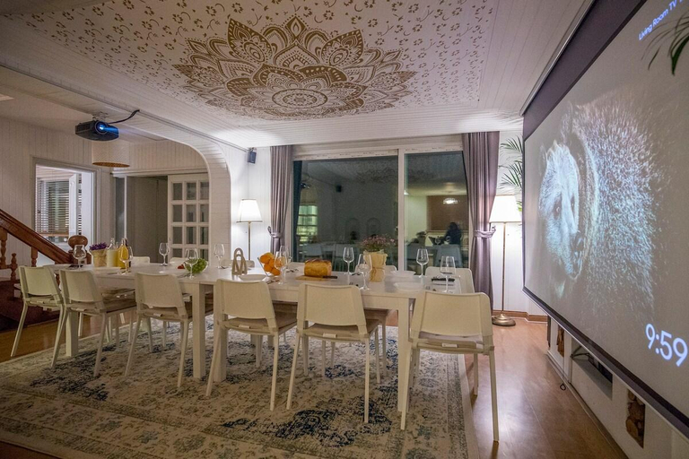 Food & Drinks 5, ALL-IN-ONE Serviced Residence[COSE SG], Seongbuk