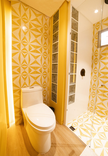 Bathroom 3, Topá House, Medellín
