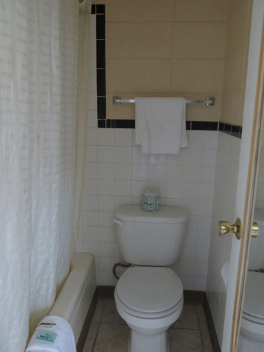 Bathroom, Budget Inn Express Bismarck, Burleigh