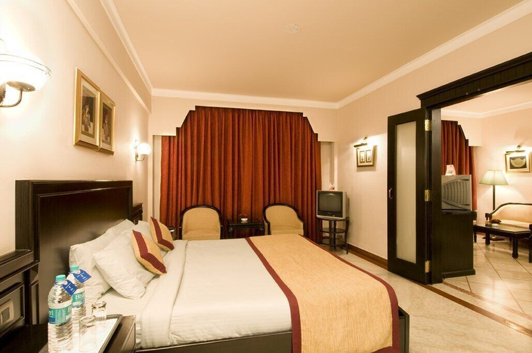 Bedroom 4, Howard Plaza - The Fern Agra, Agra