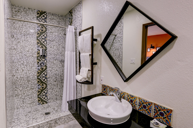 Bathroom 5, The Greens Hotel - Stockton Blvd, Sacramento