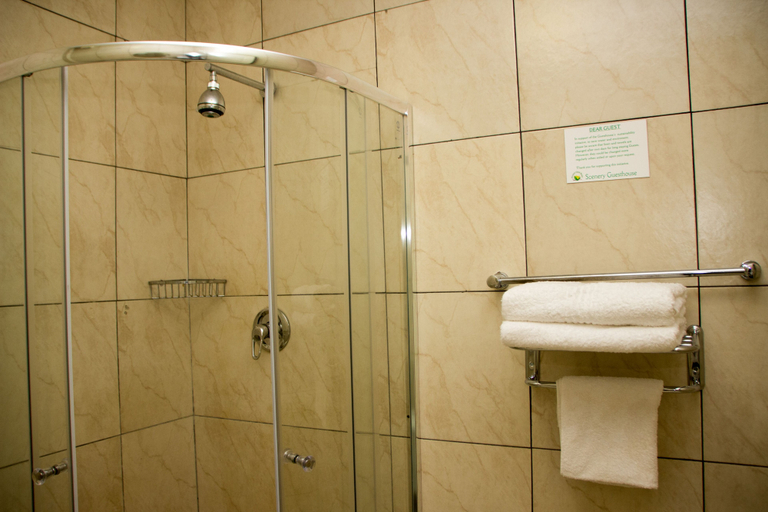 Bathroom 3, Scenery Guesthouse Maqalika