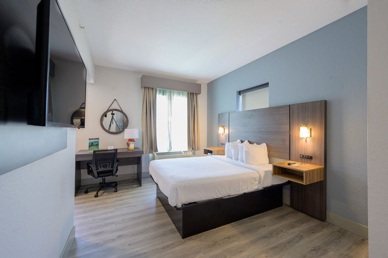 Bedroom 25