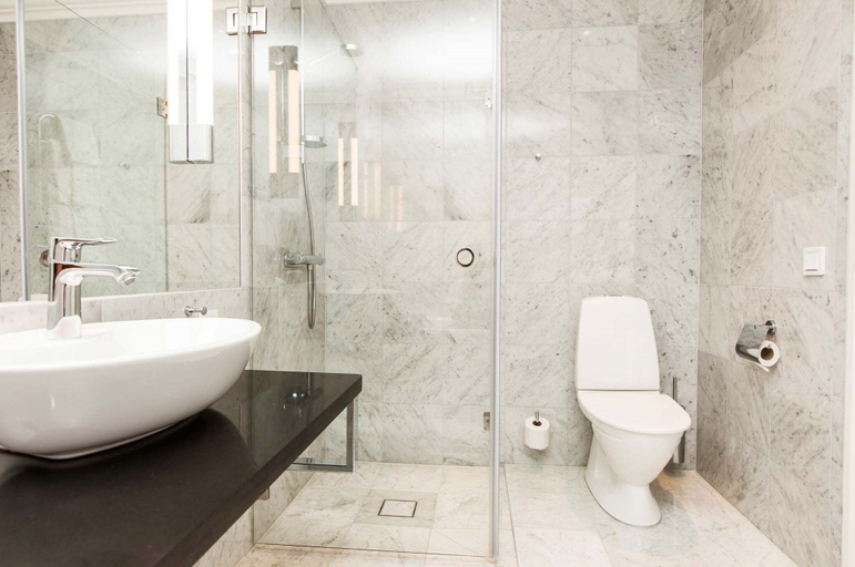 Bathroom 4, Elite Hotel Mollberg, Helsingborg
