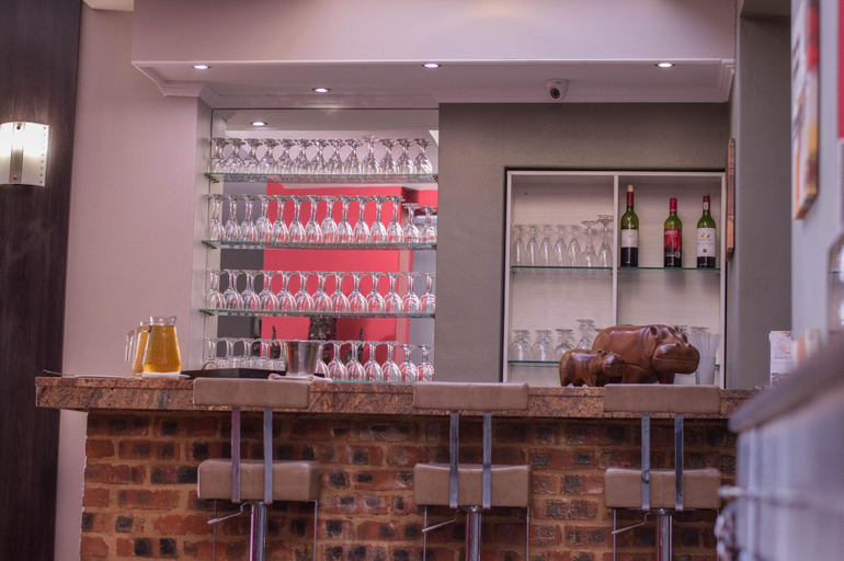 Food & Drinks 5, 314 on Clark Guest House, City of Tshwane