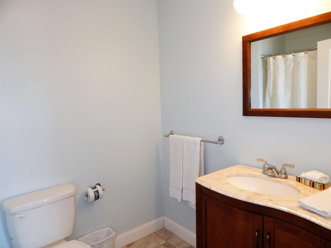 Bathroom 3, 082 Dauphin on the Gulf by ACP, Mobile