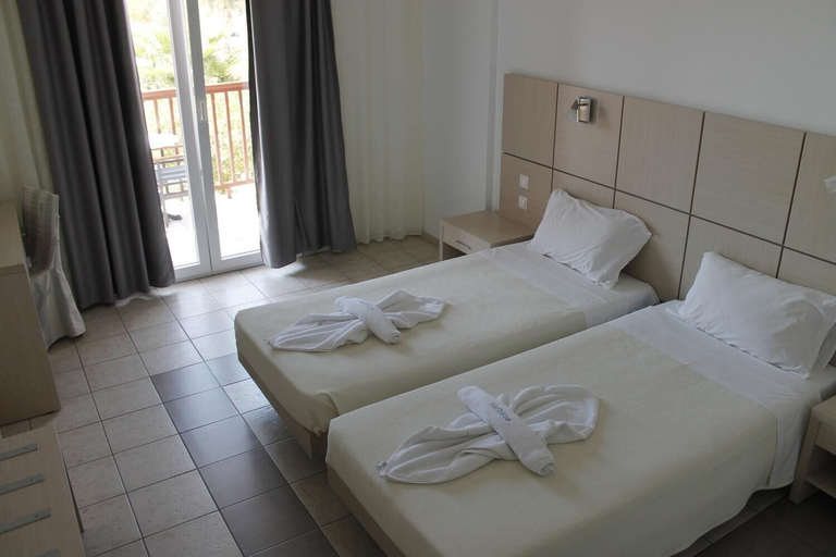 Bedroom 4, Naftilos, North Aegean