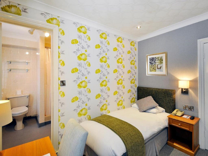 Bedroom 3, Ardington Hotel, West Sussex