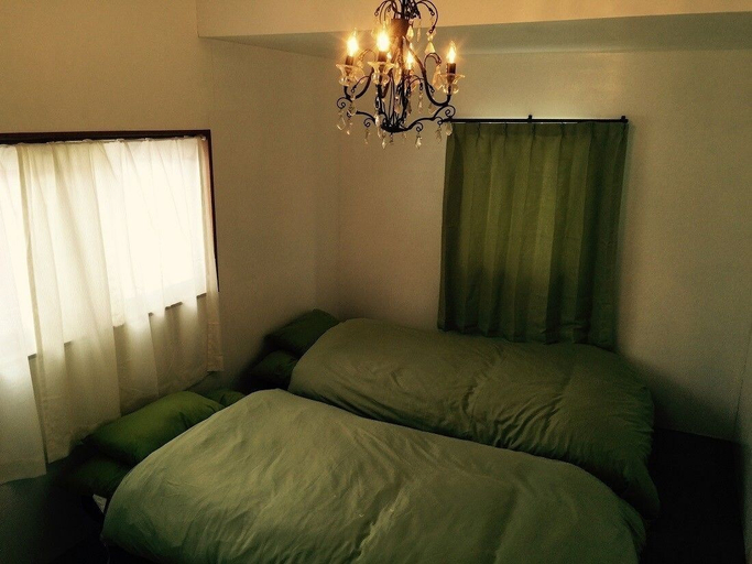 Bedroom 2, Auberge Booz Annex, Yamanakako