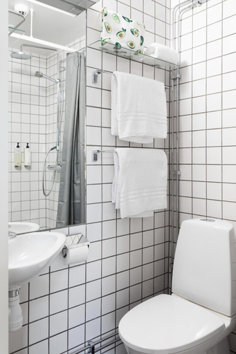 Bathroom, Upperud 99, Mellerud