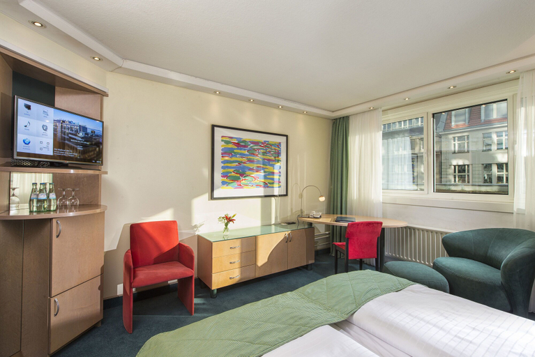 Bedroom 4, Maritim proArte Hotel Berlin, Berlin