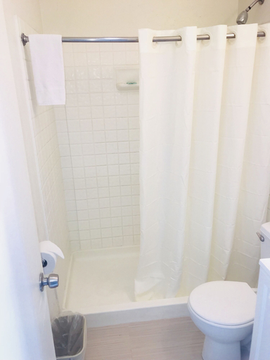 Bathroom 5, Americas Best Value Inn Loma Lodge, San Diego