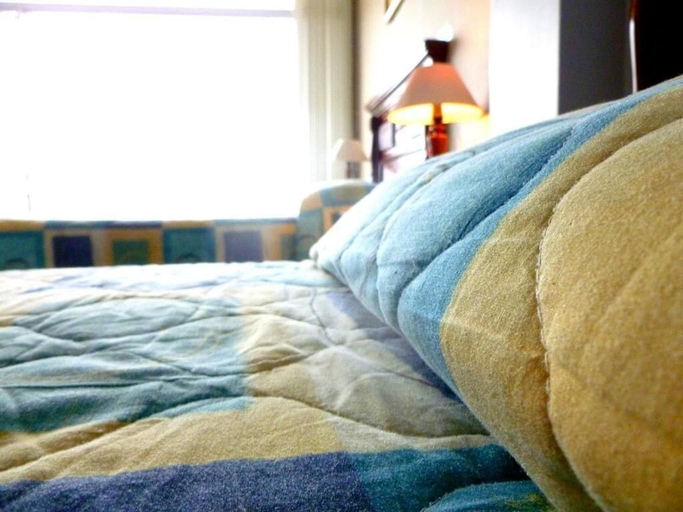 Bedroom 3, Hotel Costa Paraiso, Atacames