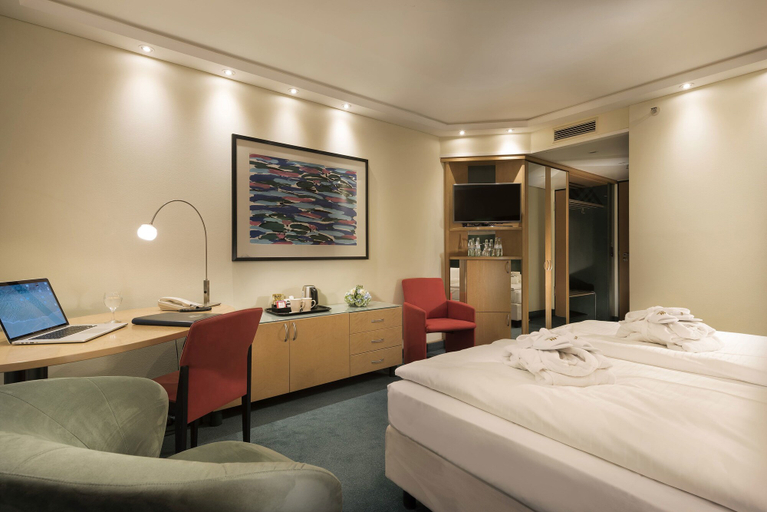 Bedroom 5, Maritim proArte Hotel Berlin, Berlin