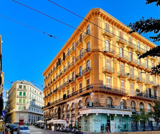 Exterior & Views 2, A Durmì Suite, Napoli