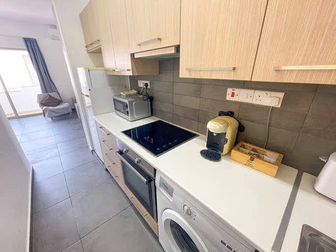 Others 5, High Speed Holiday Apartment, Larnaca