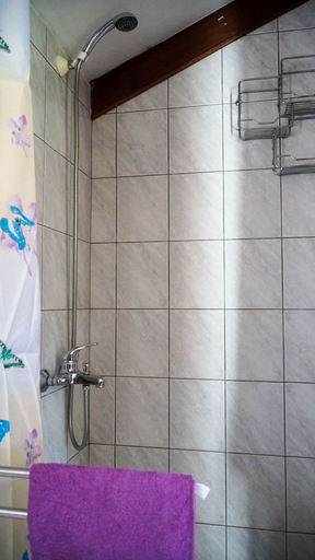 Bathroom 4, Tennis court and outdoor pool villa, Selca