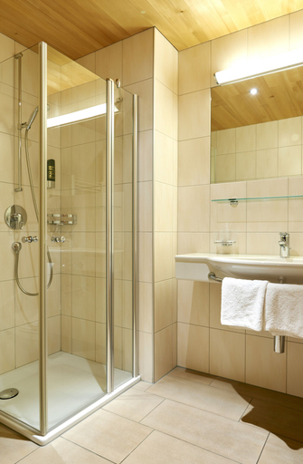 Bathroom 4, Schrannenhof, Bregenz