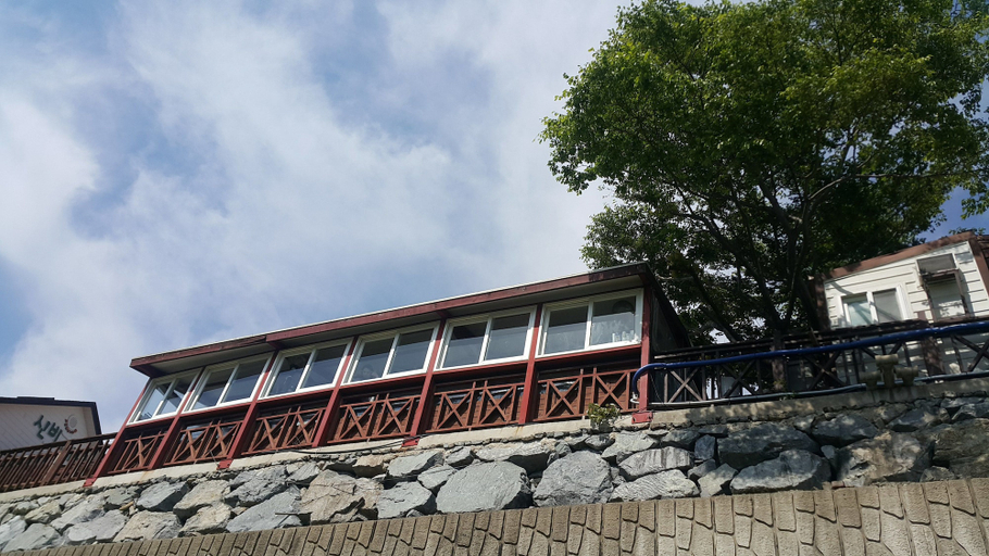 Exterior & Views 2, A day in Geoje Pension, Geoje