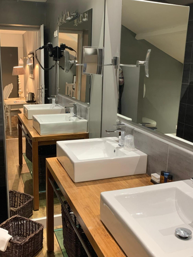 Bathroom 5, Hôtel les Embruns, Pas-de-Calais