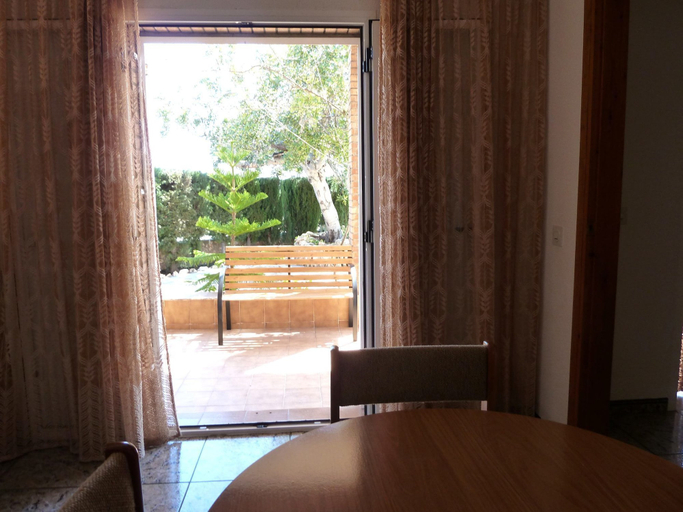 Others 5, Villa Almadrava 10, Tarragona