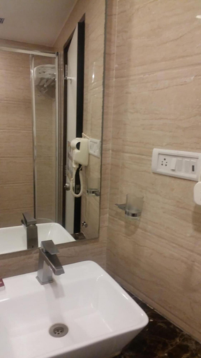 Bathroom 3, Pai Vista, Mysore